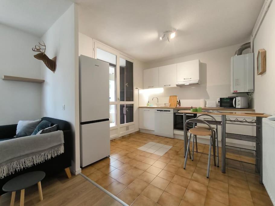 Spacieux-3 4 Pers-calme-pking-5mn Centre Appartement